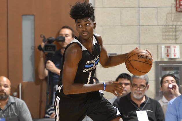 ORLANDO, FL - JULY 2: Jonathan Isaac #1 of the Orlando Magicl handles the ball against the Miami Heat during the 2017 Summer League on July 2, 2017 at Amway Center in Orlando, Florida. NOTE TO USER: User expressly acknowledges and agrees that, by downloading and or using this photograph, User is consenting to the terms and conditions of the Getty Images License Agreement. Mandatory Copyright Notice: Copyright 2017 NBAE (Photo by Fernando Medina/NBAE via Getty Images)