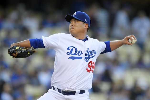 Los Angeles Dodgers starting pitcher Hyun-Jin Ryu throws during the first inning of a baseball game against the New York Mets, Thursday, June 22, 2017, in Los Angeles. (AP Photo/Mark J. Terrill)