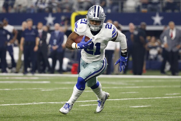 Dallas Cowboys' Ezekiel Elliott sprints to the end zone for a touchdown in the second half of an NFL football game against the Detroit Lions on Monday, Dec. 26, 2016, in Arlington, Texas. (AP Photo/Michael Ainsworth)