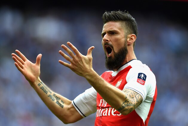 LONDON, ENGLAND - MAY 27:  Olivier Giroud of Arsenal celebrates his sides second gol during The Emirates FA Cup Final between Arsenal and Chelsea at Wembley Stadium on May 27, 2017 in London, England.  (Photo by Laurence Griffiths/Getty Images)