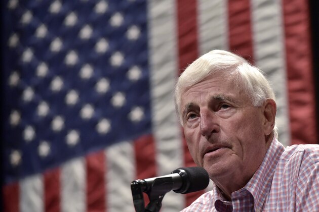 Retired basketball coach Bobby Knight introduces Republican presidential nominee Donald Trump during a rally at Stranahan Theater in Toledo, Ohio on September 21, 2016. / AFP / MANDEL NGAN        (Photo credit should read MANDEL NGAN/AFP/Getty Images)