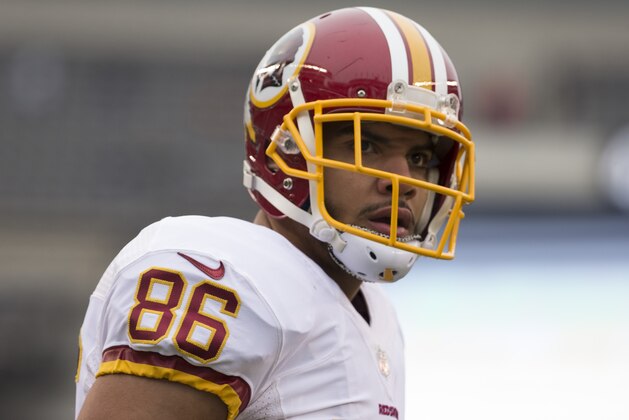 PHILADELPHIA, PA - DECEMBER 11: Jordan Reed #86 of the Washington Redskins looks on prior to the game against the Philadelphia Eagles at Lincoln Financial Field on December 11, 2016 in Philadelphia, Pennsylvania. (Photo by Mitchell Leff/Getty Images) PHILADELPHIA, PA - DECEMBER 11: Jordan Reed #86 of the Washington Redskins looks on prior to the game against the Philadelphia Eagles at Lincoln Financial Field on December 11, 2016 in Philadelphia, Pennsylvania. (Photo by Mitchell Leff/Getty Images)