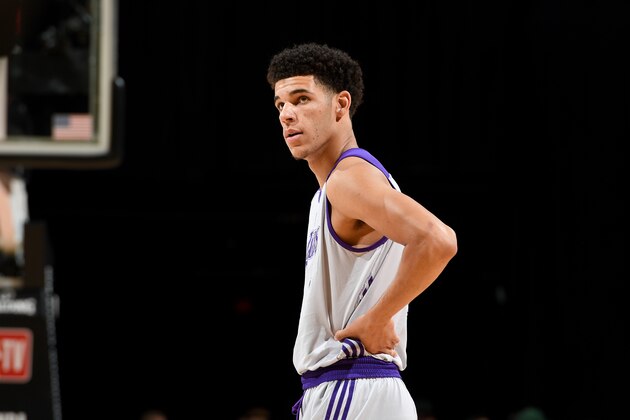 LAS VEGAS, NV - JULY 7: Lonzo Ball #2 of the Los Angeles Lakers looks on during the game against the LA Clippers on July 7, 2017 at the Thomas & Mack Center in Las Vegas, Nevada. NOTE TO USER: User expressly acknowledges and agrees that, by downloading and/or using this Photograph, user is consenting to the terms and conditions of the Getty Images License Agreement. Mandatory Copyright Notice: Copyright 2017 NBAE (Photo by Garrett Ellwood/NBAE via Getty Images)