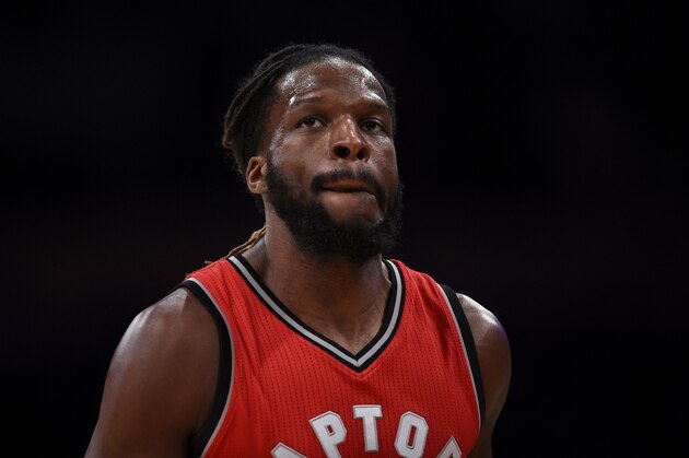 Toronto Raptors forward DeMarre Carroll in action during the first half of an NBA basketball game against the Los Angeles Lakers in Los Angeles, Sunday, Jan. 1, 2017. (AP Photo/Kelvin Kuo)