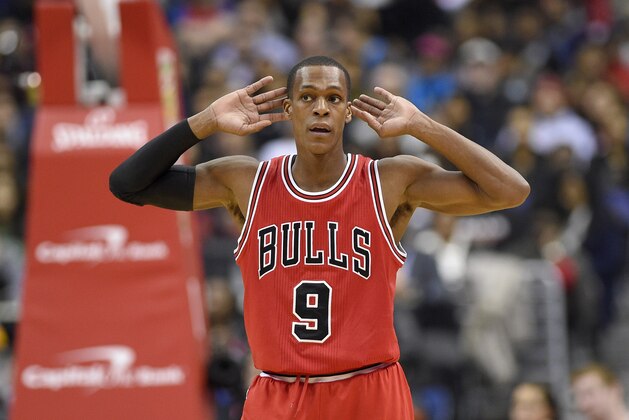 Chicago Bulls guard Rajon Rondo (9) gestures during the second half of an NBA basketball game against the Washington Wizards, Tuesday, Jan. 10, 2017, in Washington. The Wizards won 101-99. (AP Photo/Nick Wass)