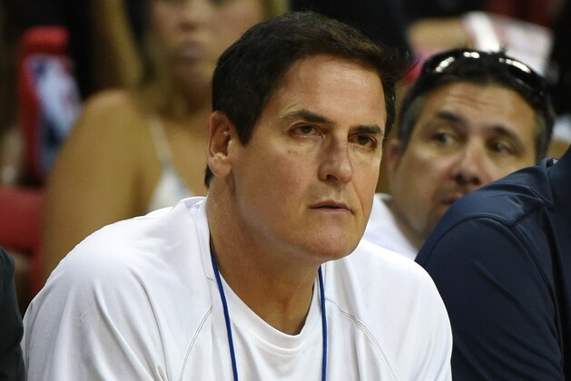 LAS VEGAS, NV - JULY 08:  Dallas Mavericks owner Mark Cuban watches his team take on the Chicago Bulls during a 2017 Summer League game at the Thomas & Mack Center on July 8, 2017 in Las Vegas, Nevada. Dallas won 91-75. NOTE TO USER: User expressly acknowledges and agrees that, by downloading and or using this photograph, User is consenting to the terms and conditions of the Getty Images License Agreement.  (Photo by Ethan Miller/Getty Images)