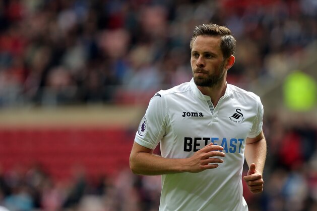 SUNDERLAND, ENGLAND - MAY 13: Gylfi Sigurdsson of Swansea City in action during the Premier League match between Sunderland and Swansea City at the Stadium of Light on May 13, 2017 in Sunderland, England. (Photo by Athena Pictures/Getty Images)