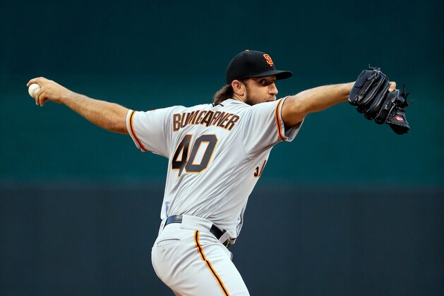 KANSAS CITY, MO - APRIL 19: Starting pitcher Madison Bumgarner #40 of the San Francisco Giants warms up prior to the game against the Kansas City Royals at Kauffman Stadium on April 19, 2017 in Kansas City, Missouri. (Photo by Jamie Squire/Getty Images) KANSAS CITY, MO - APRIL 19: Starting pitcher Madison Bumgarner #40 of the San Francisco Giants warms up prior to the game against the Kansas City Royals at Kauffman Stadium on April 19, 2017 in Kansas City, Missouri. (Photo by Jamie Squire/Getty Images)