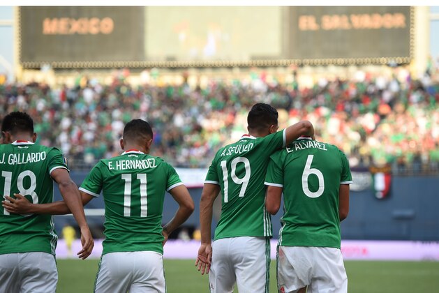 Mexico's Jesus Gallardo (18), Elias Hernandez (11), Angel Sepulveda (19) and Edson Alvarez (6) celebrate after Hernandez's goal against El Salvador in Group C play in the 2017 CONCACAF Gold Cup, July 9, 2017 at Qualcomm Stadium in San Diego, California. / AFP PHOTO / Robyn Beck (Photo credit should read ROBYN BECK/AFP/Getty Images) Mexico's Jesus Gallardo (18), Elias Hernandez (11), Angel Sepulveda (19) and Edson Alvarez (6) celebrate after Hernandez's goal against El Salvador in Group C play in the 2017 CONCACAF Gold Cup, July 9, 2017 at Qualcomm Stadium in San Diego, California. / AFP PHOTO / Robyn Beck (Photo credit should read ROBYN BECK/AFP/Getty Images)