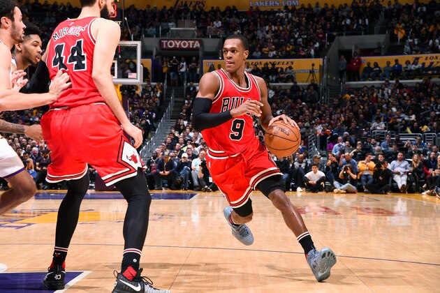 LOS ANGELES, CA - NOVEMBER 20: Rajon Rondo #9 of the Chicago Bulls drives to the basket during the game against the Los Angeles Lakers on November 20, 2016 at STAPLES Center in Los Angeles, California. NOTE TO USER: User expressly acknowledges and agrees that, by downloading and/or using this Photograph, user is consenting to the terms and conditions of the Getty Images License Agreement. Mandatory Copyright Notice: Copyright 2016 NBAE (Photo by Andrew D. Bernstein/NBAE via Getty Images) LOS ANGELES, CA - NOVEMBER 20: Rajon Rondo #9 of the Chicago Bulls drives to the basket during the game against the Los Angeles Lakers on November 20, 2016 at STAPLES Center in Los Angeles, California. NOTE TO USER: User expressly acknowledges and agrees that, by downloading and/or using this Photograph, user is consenting to the terms and conditions of the Getty Images License Agreement. Mandatory Copyright Notice: Copyright 2016 NBAE (Photo by Andrew D. Bernstein/NBAE via Getty Images)