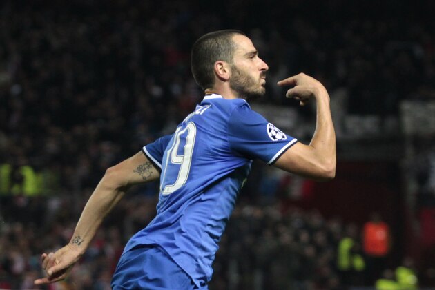 Juventus' Leonardo Bonucci celebrates after scoring his side's second goal during the Group H Champions League soccer match between Sevilla and Juventus at the Ramon Sanchez-Pizjuan stadium in Seville, Spain, Tuesday Nov. 22, 2016. (AP Photo/Miguel Morenatti)