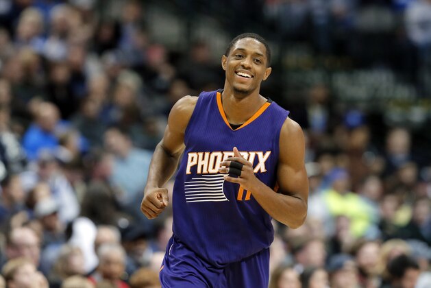 Phoenix Suns' Brandon Knight jogs to the sideline after sinking a basket in the second half of an NBA basketball game against the Dallas Mavericks on Thursday, Jan. 5, 2017, in Dallas. (AP Photo/Tony Gutierrez) Phoenix Suns' Brandon Knight jogs to the sideline after sinking a basket in the second half of an NBA basketball game against the Dallas Mavericks on Thursday, Jan. 5, 2017, in Dallas. (AP Photo/Tony Gutierrez)