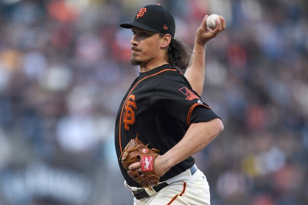 SAN FRANCISCO, CA - JULY 08:  Jeff Samardzija #29 of the San Francisco Giants pitches against the Miami Marlins in the top of the first inning at AT&T Park on July 8, 2017 in San Francisco, California.  (Photo by Thearon W. Henderson/Getty Images)