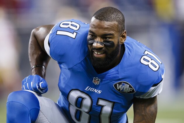 In this Sunday, Dec. 27, 2015 photo, Detroit Lions wide receiver Calvin Johnson (81) warms ups before an NFL football game against the San Francisco 49ers at Ford Field in Detroit. Johnson says NFL players could get painkillers like they were