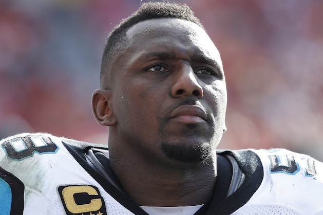 TAMPA, FL - JANUARY 01: Thomas Davis #58 of the Carolina Panthers looks on during the game against the Tampa Bay Buccaneers at Raymond James Stadium on January 1, 2017 in Tampa, Florida. The Buccaneers defeated the Panthers 17-16. (Photo by Joe Robbins/Getty Images) TAMPA, FL - JANUARY 01: Thomas Davis #58 of the Carolina Panthers looks on during the game against the Tampa Bay Buccaneers at Raymond James Stadium on January 1, 2017 in Tampa, Florida. The Buccaneers defeated the Panthers 17-16. (Photo by Joe Robbins/Getty Images)