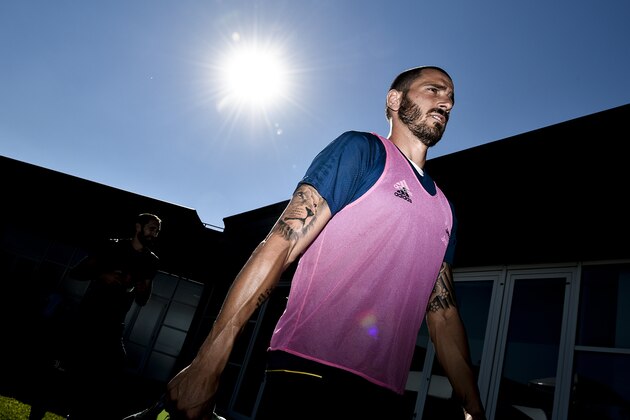 VINOVO, ITALY - JULY 13:  Leonardo Bonucci of Juventus during a training session on July 13, 2017 in Vinovo, Italy.  (Photo by Daniele Badolato - Juventus FC/Getty Images)