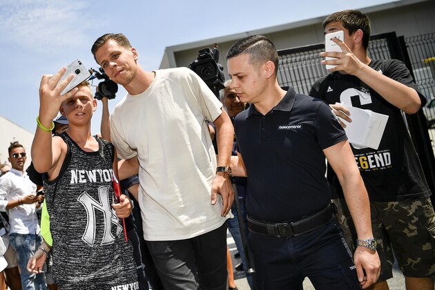 TURIN, ITALY - JULY 18:  Wojciech Szczesny attends medical tests  on July 18, 2017 in Turin, Italy.  (Photo by Daniele Badolato - Juventus FC/Getty Images)