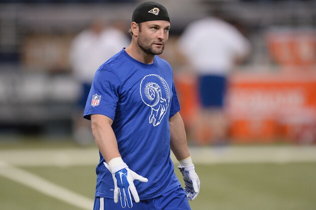 ST. LOUIS, MO - DECEMBER 6: Wes Welker #19 of the St. Louis Rams warms up against the Arizona Cardinals at the Edward Jones Dome on December 6, 2015 in St. Louis, Missouri. (Photo by Michael Thomas/Getty Images)
