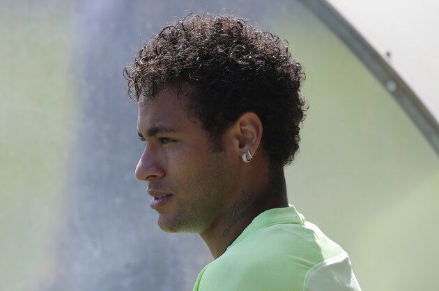 FC Barcelona's Neymar looks on during a training session at the Sports Center FC Barcelona Joan Gamper in Sant Joan Despi, Spain, Friday, May 26, 2017. FC Barcelona will play against Alaves in the Spanish Copa del Rey soccer final on Saturday. (AP Photo/Manu Fernandez)