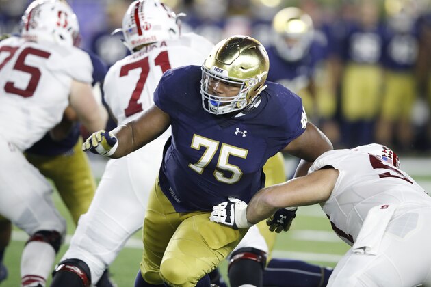 SOUTH BEND, IN - OCTOBER 15: Daniel Cage #75 of the Notre Dame Fighting Irish in action against the Stanford Cardinal during the game at Notre Dame Stadium on October 15, 2016 in South Bend, Indiana. (Photo by Joe Robbins/Getty Images)