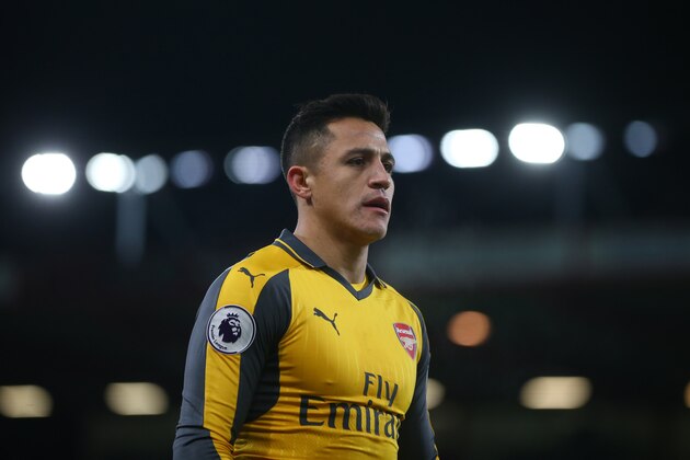 BOURNEMOUTH, ENGLAND - JANUARY 03: Alexis Sanchez of Arsenal during the Premier League match between AFC Bournemouth and Arsenal at Vitality Stadium on January 3, 2017 in Bournemouth, England. (Photo by Catherine Ivill - AMA/Getty Images)