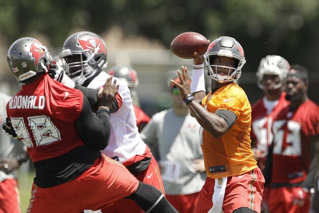 Tampa Bay Buccaneers quarterback Jameis Winston (3) throws a pass during an NFL football minicamp Wednesday, June 14, 2017, in Tampa, Fla. (AP Photo/Chris O'Meara)