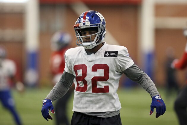 New York Giants wide receiver Roger Lewis (82) runs a drill during NFL football practice, Wednesday, Jan. 4, 2017, in East Rutherford, N.J. (AP Photo/Mel Evans) New York Giants wide receiver Roger Lewis (82) runs a drill during NFL football practice, Wednesday, Jan. 4, 2017, in East Rutherford, N.J. (AP Photo/Mel Evans)