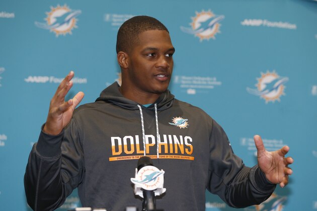 Miami Dolphins linebacker Raekwon McMillan gestures as he speaks during a news conference after an NFL football practice, Monday, June 5, 2017, at the Dolphins training facility in Davie, Fla. (AP Photo/Wilfredo Lee)