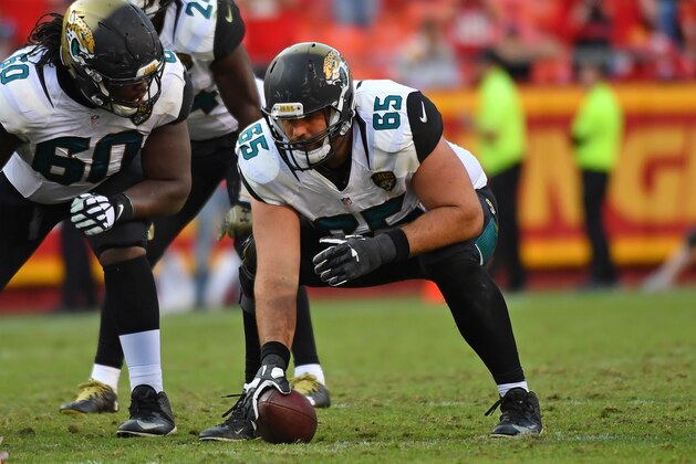 KANSAS CITY, MO - NOVEMBER 06:  Center Brandon Linder #65 of the Jacksonville Jaguars gets set to snap the ball against the Kansas City Chiefs during the second half on November 6, 2016 at Arrowhead Stadium in Kansas City, Missouri.  (Photo by Peter G. Aiken/Getty Images)