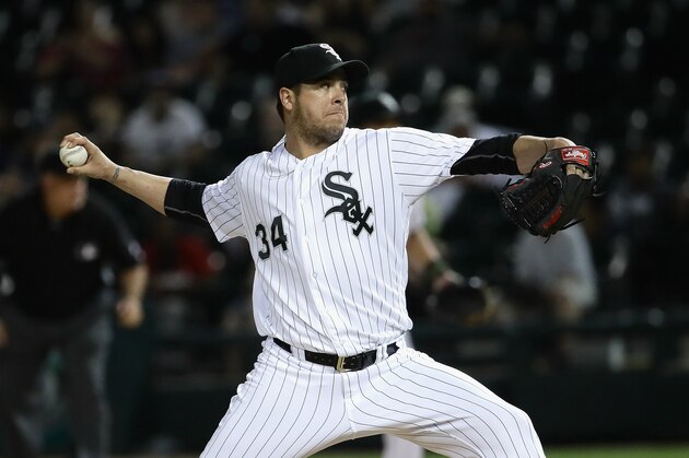 CHICAGO, IL - JUNE 12:  Anthony Swarzak #34 of the Chicago White Sox pitches in the 9th nning against the Baltimore Orioles at Guaranteed Rate Field on June 12, 2017 in Chicago, Illinois. The White Sox defeated the Orioles 10-7.  (Photo by Jonathan Daniel/Getty Images)