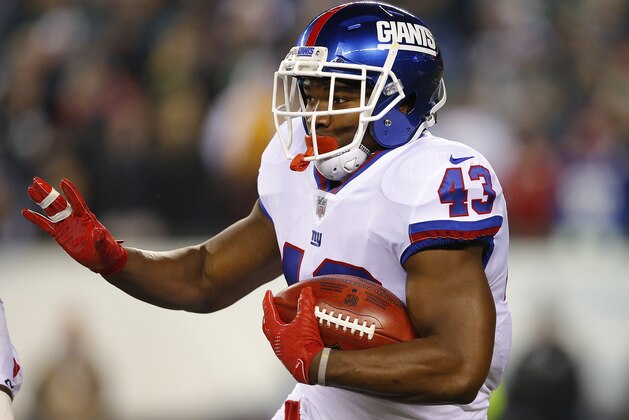PHILADELPHIA, PA - DECEMBER 22: Bobby Rainey #43 of the New York Giants in action during a game against the Philadelphia Eagles at Lincoln Financial Field on December 22, 2016 in Philadelphia, Pennsylvania. The Eagles defeated the Giants 24-19. (Photo by Rich Schultz/Getty Images)