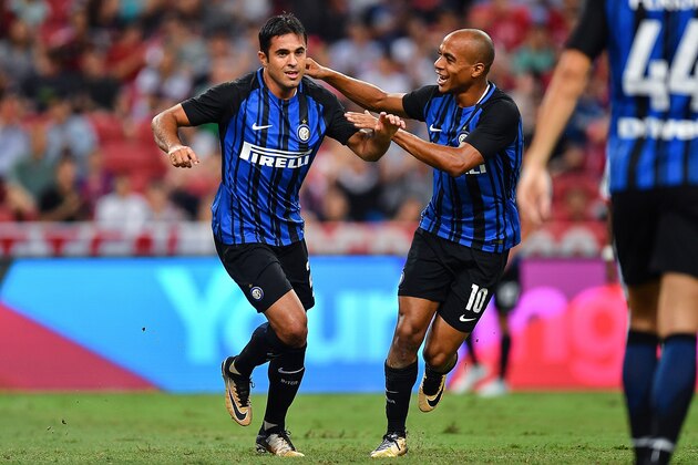 SINGAPORE - JULY 27: Eder #23 of FC Interernazionale celebrates during the International Champions Cup match between FC Bayern Munich and FC Internazionale at National Stadium on July 27, 2017 in Singapore.  (Photo by Thananuwat Srirasant/Getty Images  for ICC)