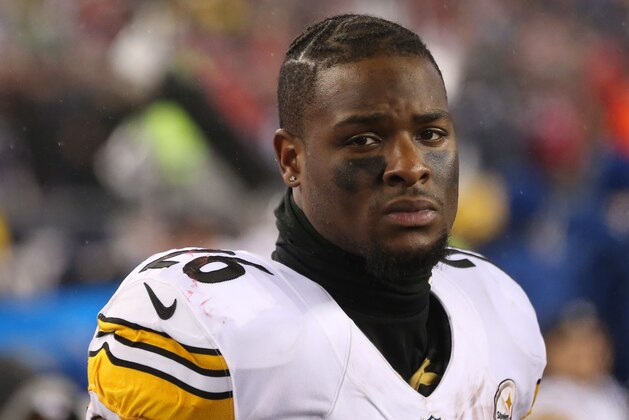 Jan 22, 2017; Foxborough, MA, USA; Pittsburgh Steelers running back Le'Veon Bell (26) reacts after the game against the New England Patriots in the 2017 AFC Championship Game at Gillette Stadium. Mandatory Credit: Geoff Burke-USA TODAY Sports