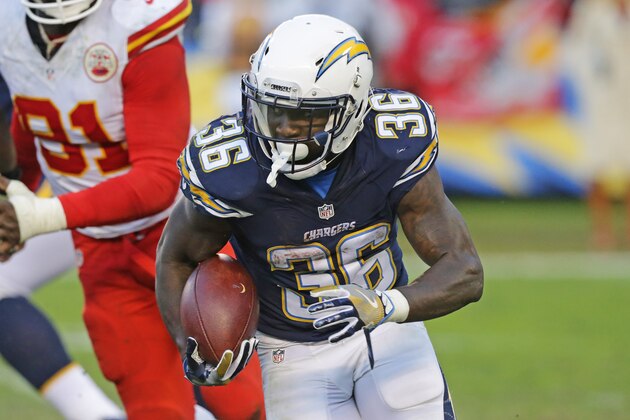 SAN DIEGO, CA - JANUARY 01: Ronnie Hillman #36 of the San Diego Chargers carries the ball against the Kansas City Chiefs during a NFL game at Qualcomm Stadium on January 1, 2017 in San Diego, California.  (Photo by Leon Bennett/Getty Images)