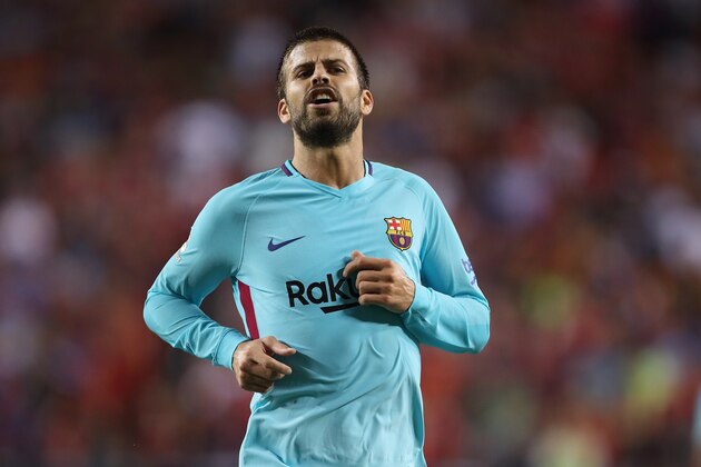 LANDOVER, MD - JULY 26: Gerard Pique of FC Barcelona during the International Champions Cup 2017 match between FC Barcelona and Manchester United at FedExField on July 26, 2017 in Landover, Maryland. (Photo by Robbie Jay Barratt - AMA/Getty Images)