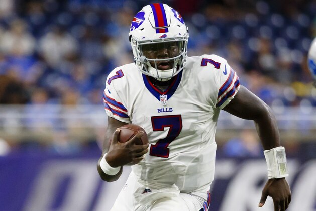 Buffalo Bills quarterback Cardale Jones (7) runs the ball against the Detroit Lions during an NFL football game at Ford Field in Detroit, Thursday, Sept. 1, 2016. (AP Photo/Rick Osentoski)