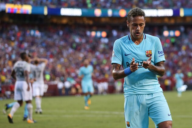 LANDOVER, MD - JULY 26: Neymar of FC Barcelona celebrates after scoring a goal to make it 1-0 during the International Champions Cup 2017 match between FC Barcelona and Manchester United at FedExField on July 26, 2017 in Landover, Maryland. (Photo by Robbie Jay Barratt - AMA/Getty Images)