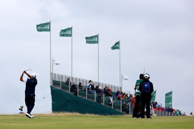 BRIDGEND, WALES - JULY 28:  Tom Lehman of United States in action during the second round of the Senior Open Championship presented by Rolex at Royal Porthcawl Golf Club on July 28, 2017 in Bridgend, Wales.  (Photo by Phil Inglis/Getty Images)