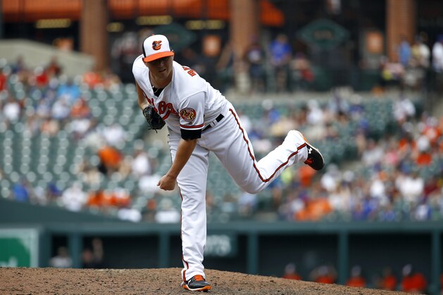 Baltimore Orioles relief pitcher Zach Britton throws to the Chicago Cubs during a baseball game in Baltimore, Sunday, July 16, 2017. (AP Photo/Patrick Semansky)