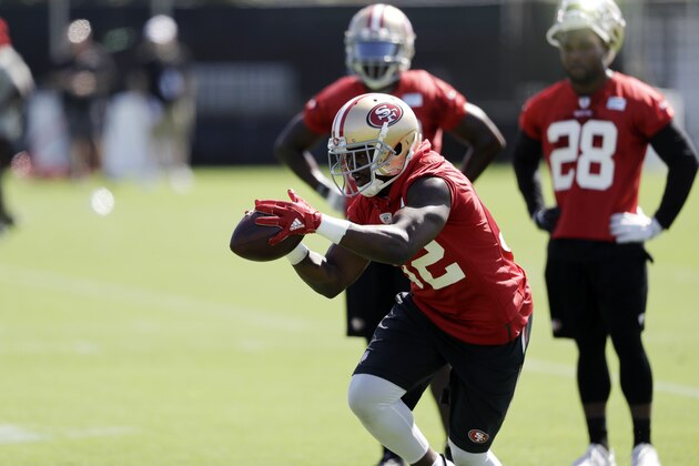 San Francisco 49ers running back Joe Williams runs during the NFL team's football training camp Friday, July 28, 2017, in Santa Clara, Calif. (AP Photo/Marcio Jose Sanchez)