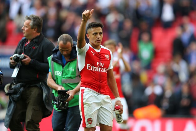 LONDON, ENGLAND - APRIL 23: A thumbs up from Alexis Sanchez of Arsenal after the Emirates FA Cup semi-final match between Arsenal and Manchester City at Wembley Stadium on April 23, 2017 in London, England. (Photo by Catherine Ivill - AMA/Getty Images)