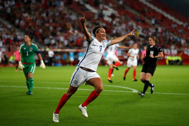 UTRECHT, NETHERLANDS - JULY 19: Jodie Taylor of England celebrates after scoring her hatrick and the teams fourth goal during the UEFA Women's Euro 2017 Group D match between England and Scotland at Stadion Galgenwaard on July 19, 2017 in Utrecht, Netherlands. (Photo by Dean Mouhtaropoulos/Getty Images)
