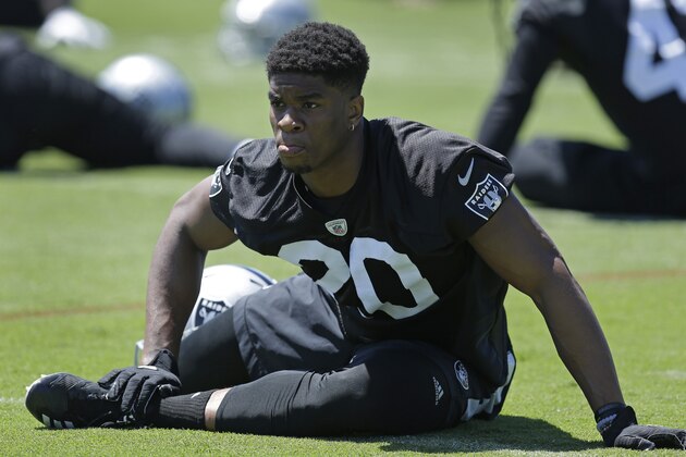 Oakland Raiders Obi Melifonwu stretches during NFL football practice on Wednesday, June 14, 2017, at its NFL football training facility in Alameda, Calif. (AP Photo/Ben Margot)