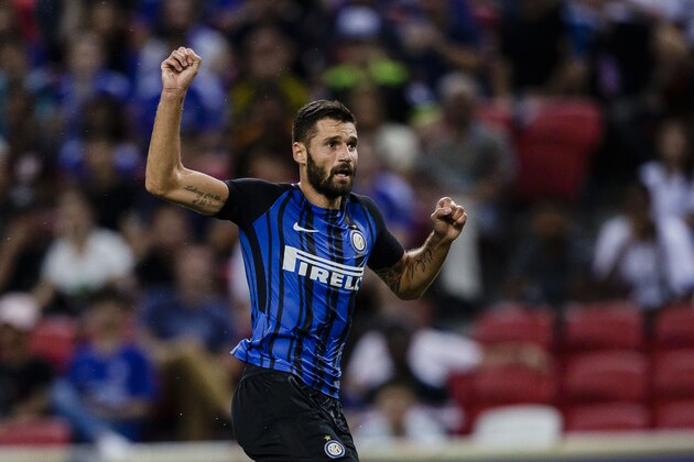 SINGAPORE, SINGAPORE - JULY 29: FC Internazionale Midfielder Antonio Candreva in action during the International Champions Cup 2017 match between FC Internazionale and Chelsea FC on July 29, 2017 in Singapore. (Photo by Power Sport Images/Getty Images)