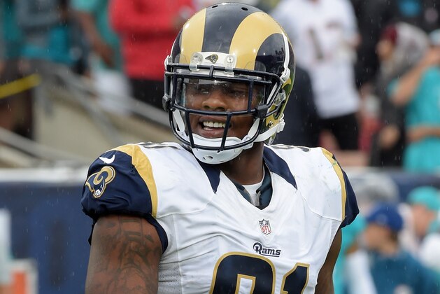 Los Angeles Rams defense tackle Dominique Easley (91) on the field in the first quarter of a game against the Miami Dolphins played at Los Angeles Memorial Coliseum in Los Angeles on Sunday, Nov. 20, 2016. (AP Photo/John Cordes)