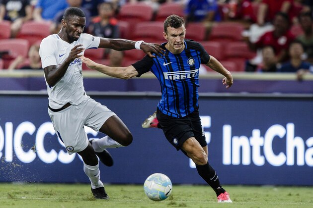 SINGAPORE, SINGAPORE - JULY 29: FC Internazionale Forward Ivan Perisic (R) fights for the ball with Chelsea Defender Antonio Rudiger (L) during the International Champions Cup 2017 match between FC Internazionale and Chelsea FC on July 29, 2017 in Singapore. (Photo by Power Sport Images/Getty Images)