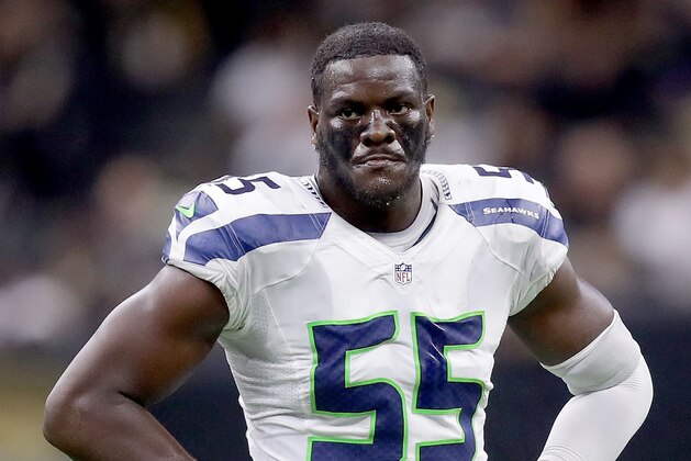 NEW ORLEANS, LA - OCTOBER 30:  Frank Clark #55 of the Seattle Seahawks stands on the field during a game against the New Orleans Saints at the Mercedes-Benz Superdome on October 30, 2016 in New Orleans, Louisiana.  (Photo by Sean Gardner/Getty Images)