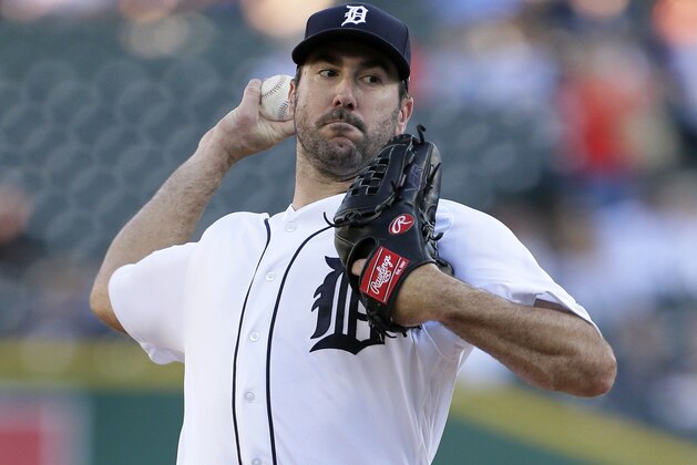 DETROIT, MI - July 24:  Justin Verlander #35 of the Detroit Tigers pitches against the Kansas City Royals during the first inning at Comerica Park on July 24, 2017 in Detroit, Michigan. (Photo by Duane Burleson/Getty Images)