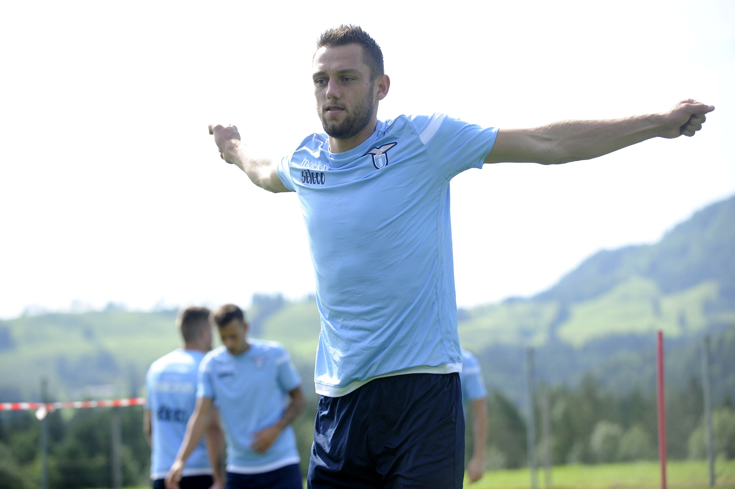 WALCHSEE, WALCHSEE - JULY 31:  Stefan De Vrij of SS Lazio during the SS Lazio Training Camp on July 31, 2017 in Walchsee, Austria.  (Photo by Marco Rosi/Getty Images)