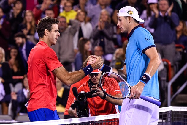 MONTREAL, QC - AUGUST 07:  Juan Martin del Potro of Argentina shakes hands with John Isner of the United States during day four of the Rogers Cup presented by National Bank at Uniprix Stadium on August 7, 2017 in Montreal, Quebec, Canada. Juan Martin del Potro won 7-5, 7-5.  (Photo by Minas Panagiotakis/Getty Images)